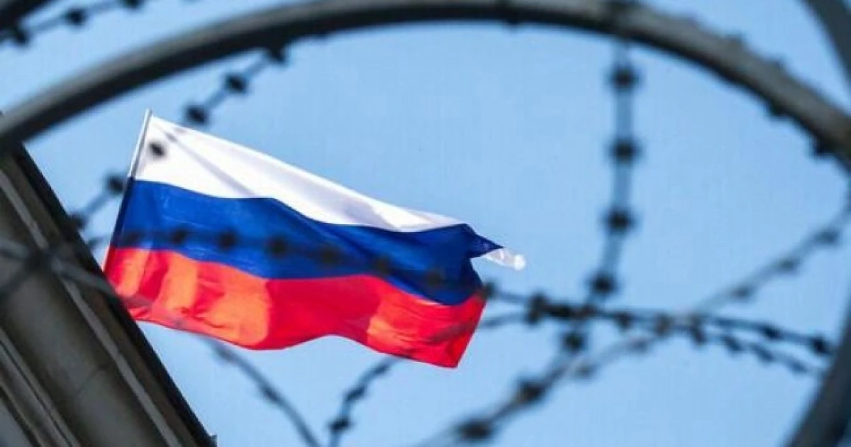 Хронологія санкційного рішення ЄС: від ударів Росії до списку з пʼятьох осіб