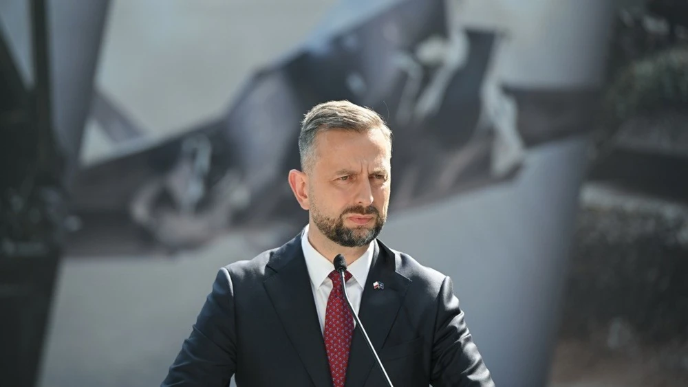 Польща спростувала зупинення військової допомоги Україні через рішення Львівської облради